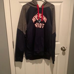 Mens NWOT New England Patriots sweatshirt. XXL